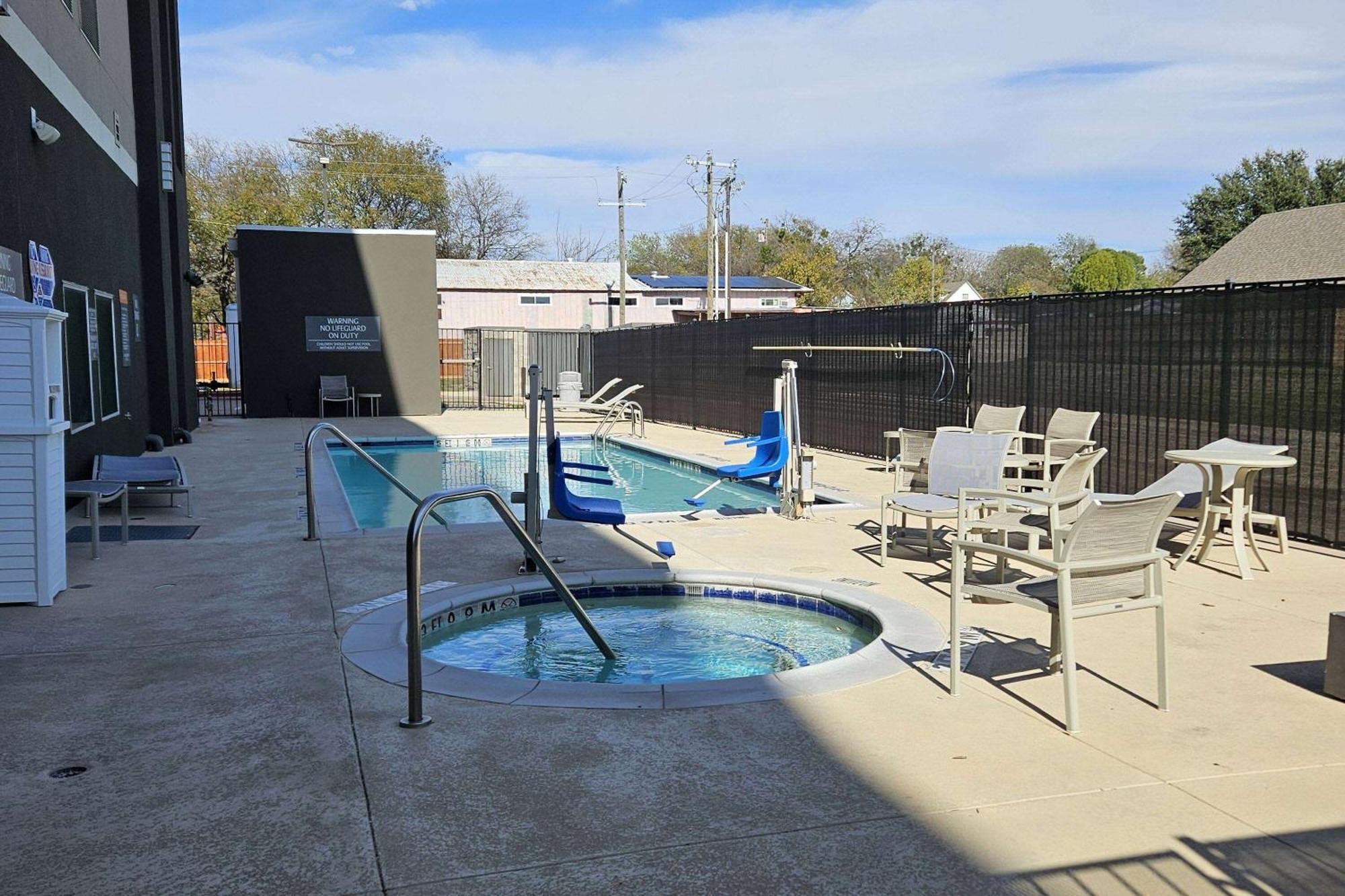 La Quinta & By Wyndham - Tx Ih-35e Hotel
